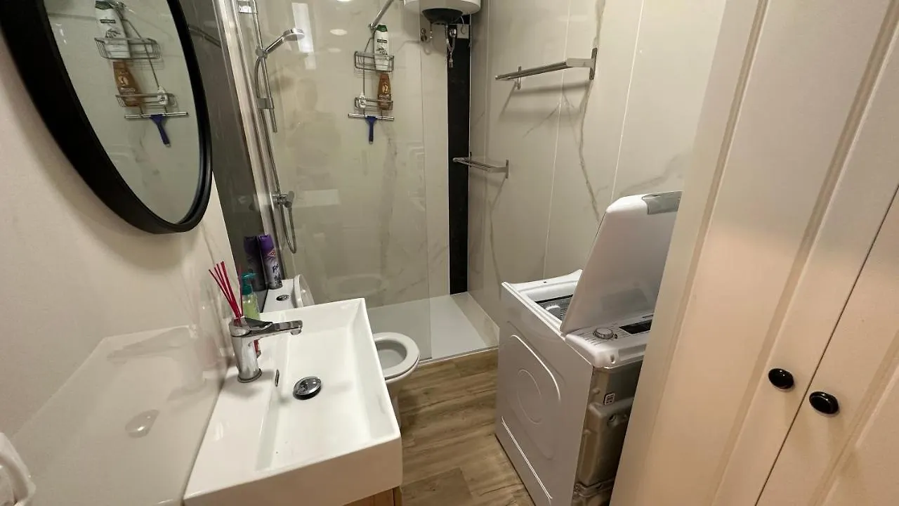 Air-Conditioned, Remarkably Beautiful Apartment, Fibre Wi-Fi, Pool Arona