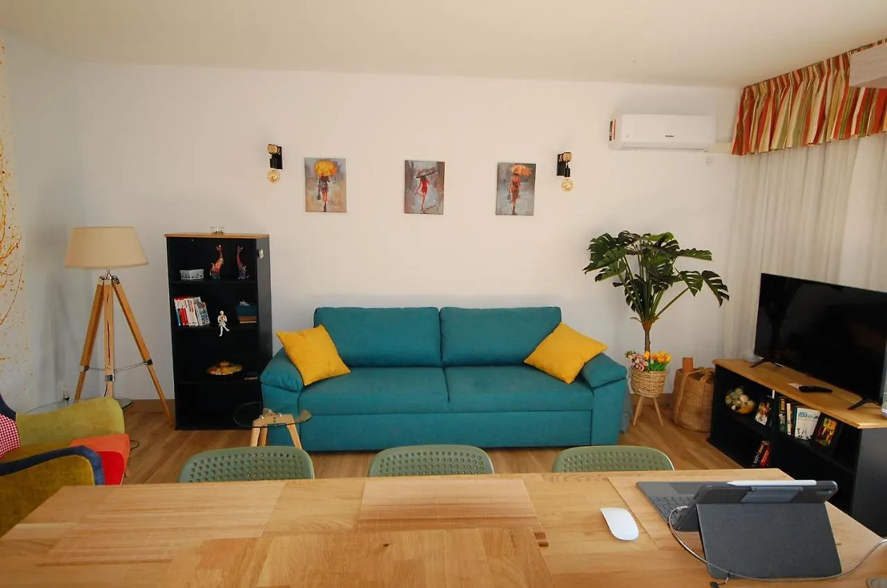Air-Conditioned, Remarkably Beautiful Apartment, Fibre Wi-Fi, Pool Arona  0*, Arona (Tenerife) Spain